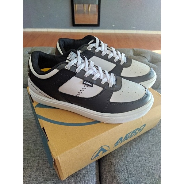 Aerostreet Hoops Low Series BNIB - Sepatu Sneakers