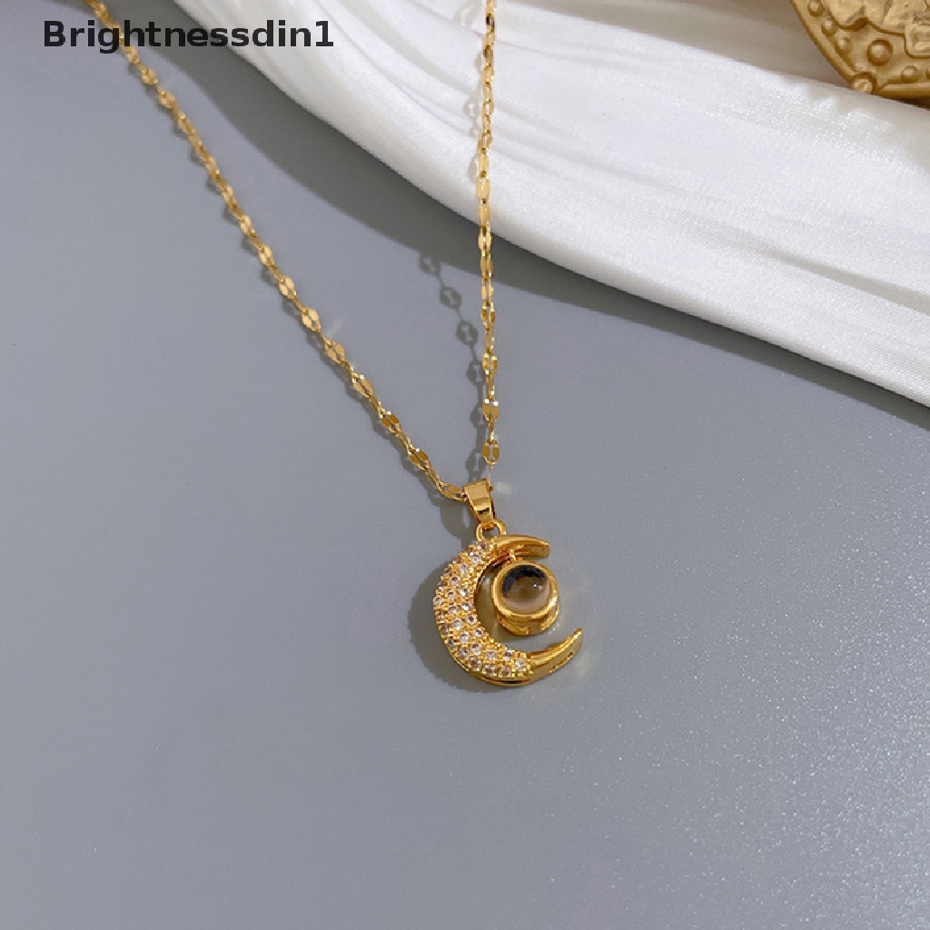 [Brightnessdin1] Eropa Dan Amerika ins Gaya retro Tren Bulan Kalung Gadis Kepribadian Bulan Klavikula Liontin100Bahasa I love you Hadiah Butik