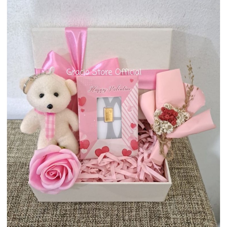 GIFT BOX SPESIAL HARI VALENTINE HAMPERS LOGAM MULIA ANTAM 1 GR