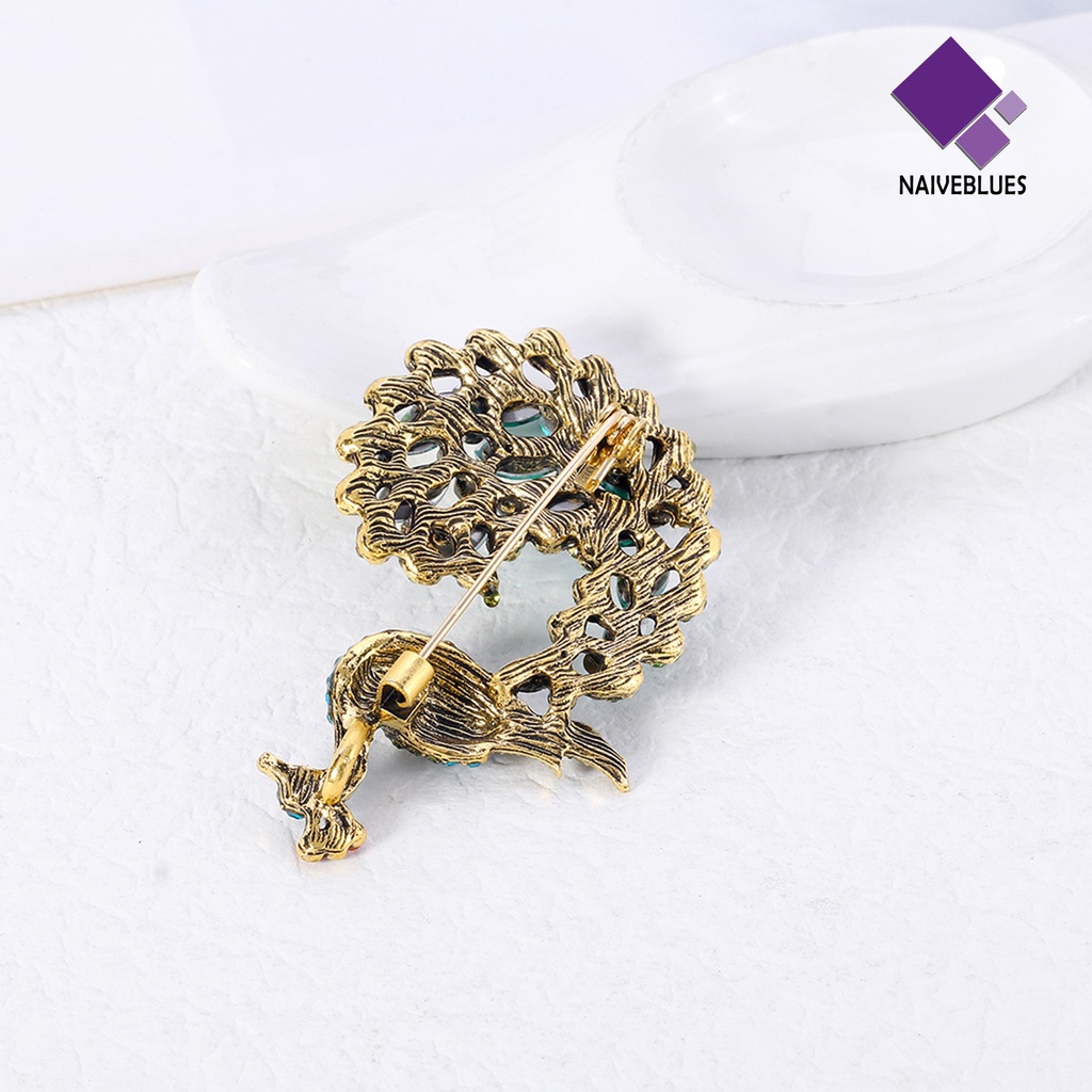 &lt; Naiveblues &gt; Bros Pin Bentuk Merak Berlian Imitasi Gaya Korea Elegan Bersinar Kerah Pakaian Dekor