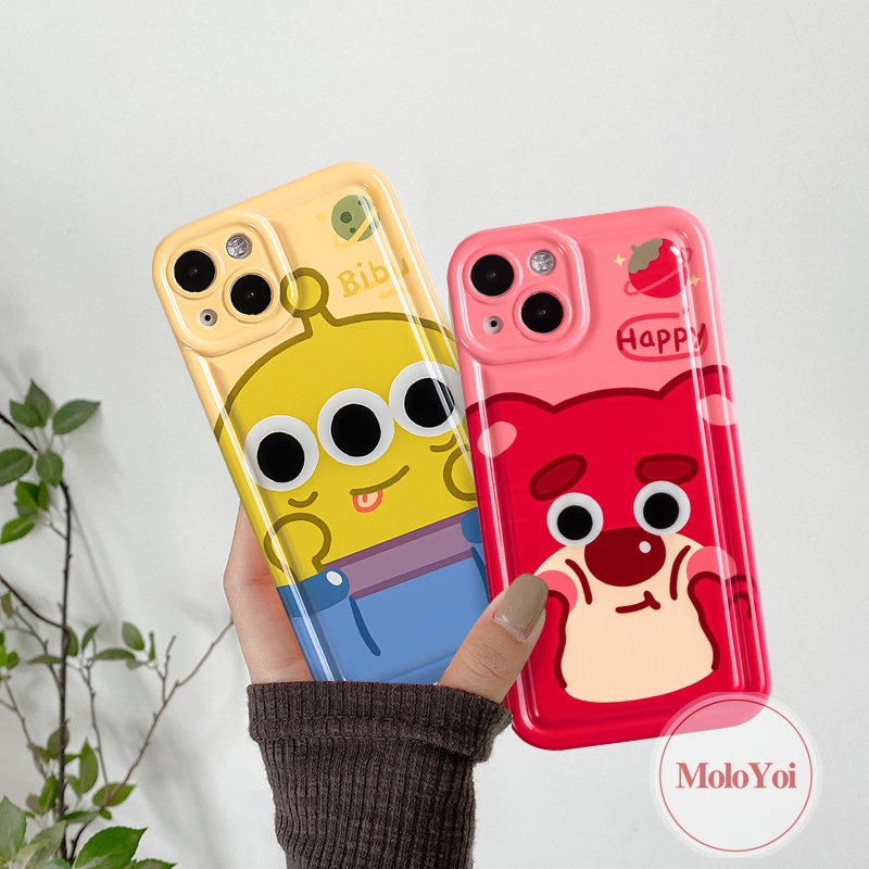 IPHONE Pasangan Imut Strawberry Bear Manyo Phone Case Kompatibel Untuk Iphone11 12 13 14 Pro MAX 7Plus XR 6 6S Plus 8Plus X XS MAX Kartun Alien Toy Story Shockproof Airbag Soft TPU Cover