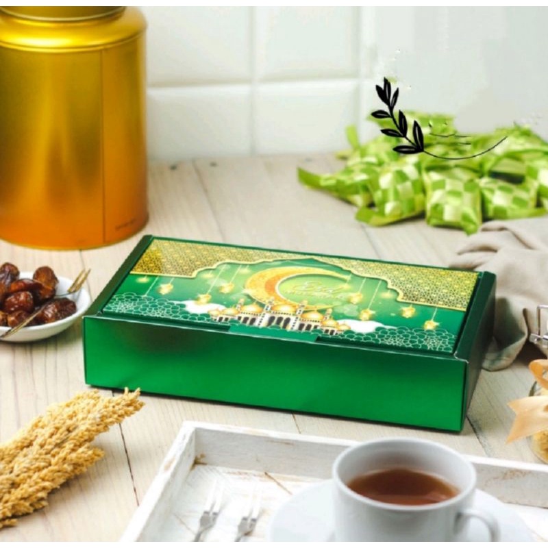 

Box hampers kue kering lebaran idulfitri EID Mubarak