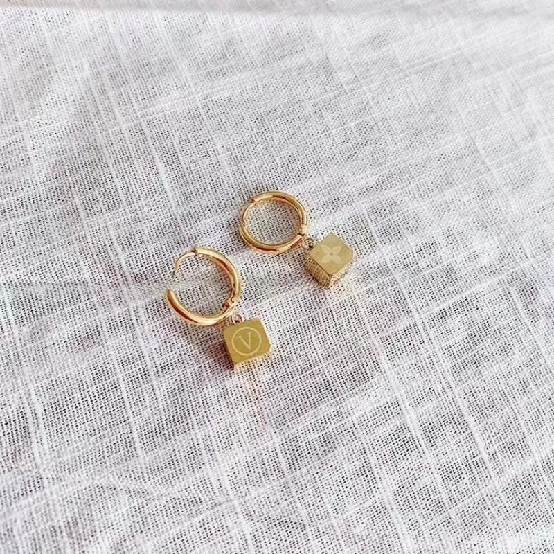 Anting Bahan Titanium Steel Bentuk Persegi Gaya Korea Untuk Wanita