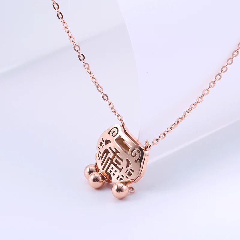 Kalung Rantai Pendek Dengan Liontin Gembok Fortune Untuk Wanita | Kalung Rantai Klavikula Bahan Titanium Steel 18k Warna Rose Gold | Kalung Bahan Stainless Steel