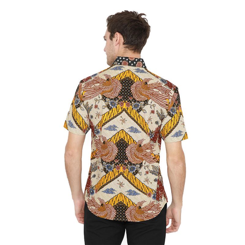 AK3C Bhamana Agrapana Slimfit Kemeja Batik Pria Lengan Pendek