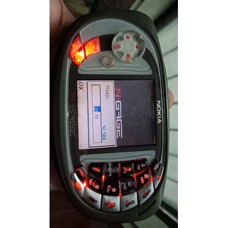 HP Jadul N Gage QD stuck logo