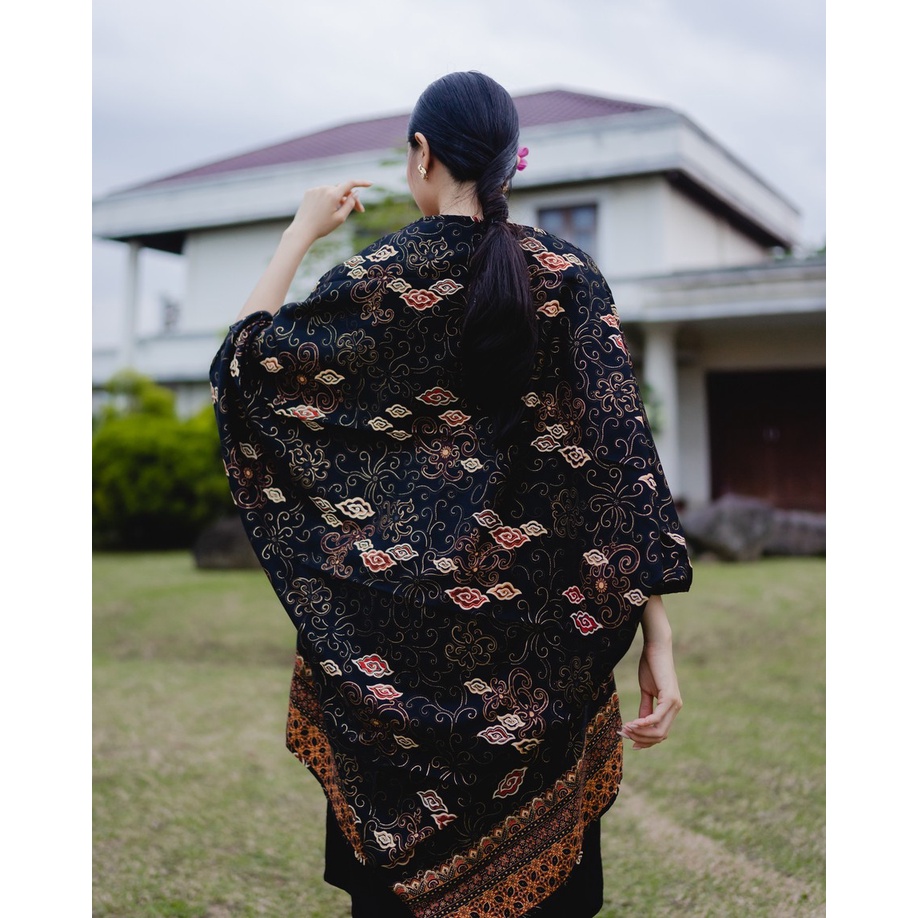 RATU - Devi Batik Outer