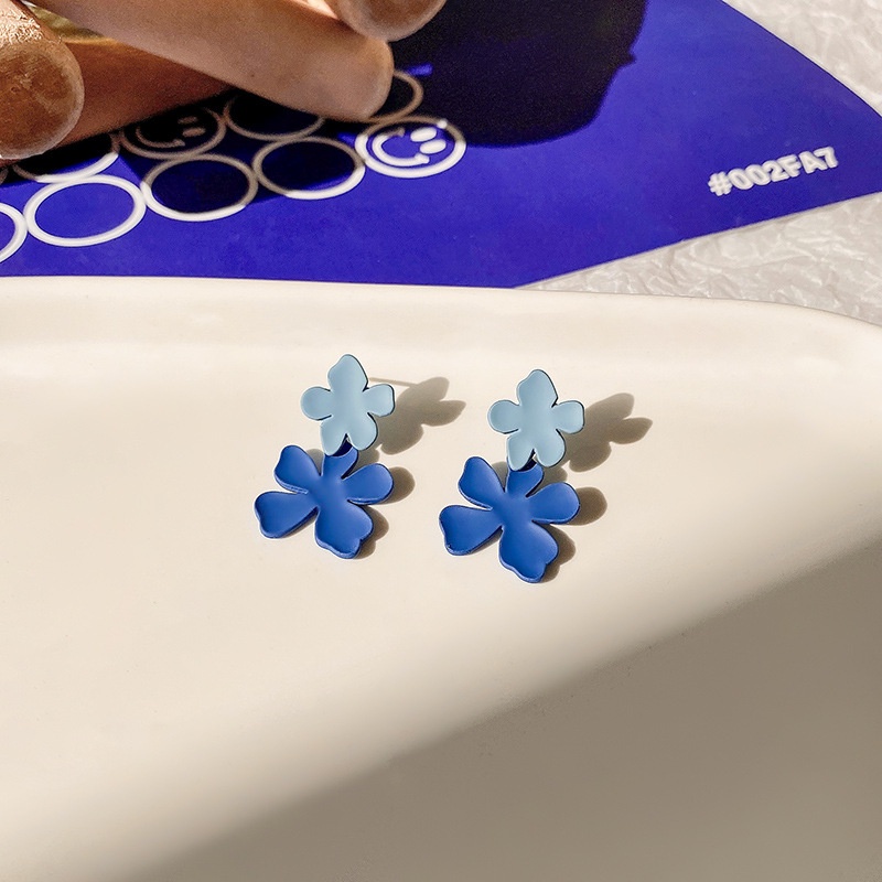 Anting Stud Silver Needle S925 Warna Biru Bahan Velvet Gaya Simple Untuk Musim Semi