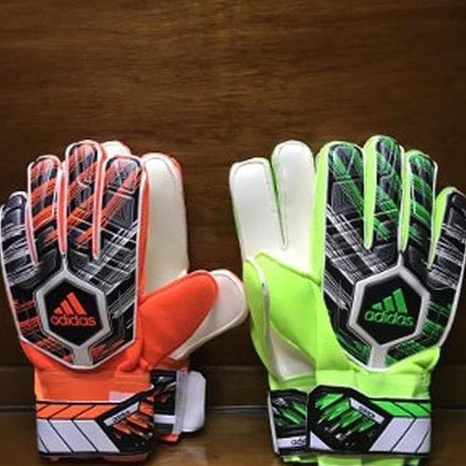 Sarung tangan bola kiper Anak Tulang Adidas Bagus