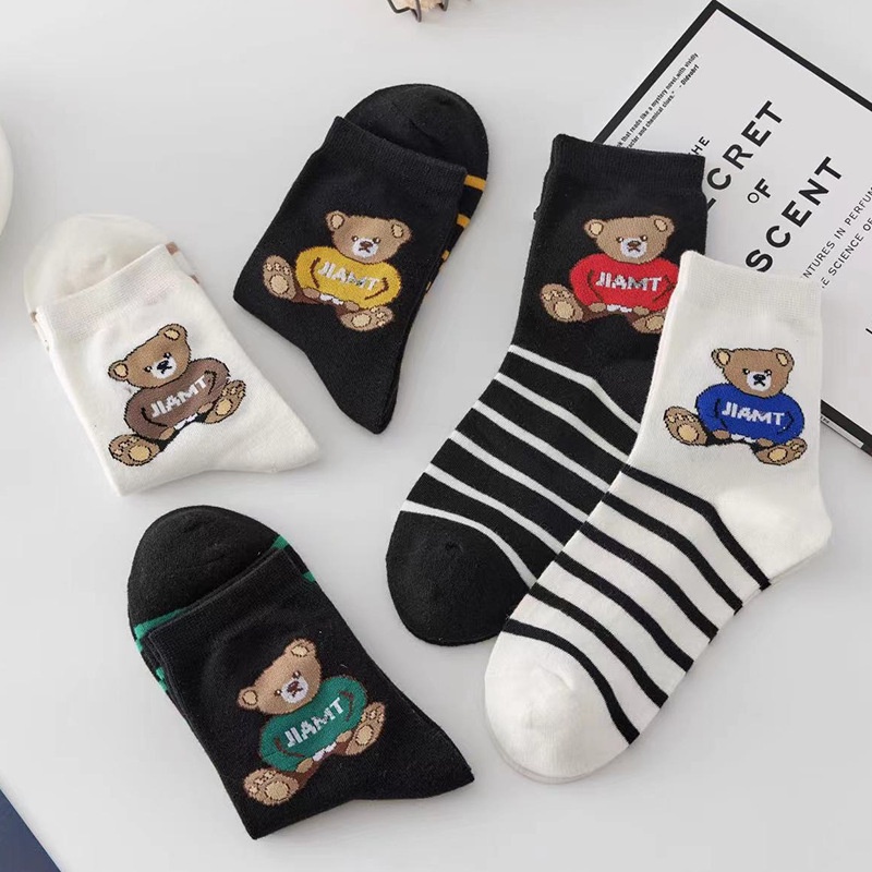 ⭐️𝐈𝐇𝐒 𝟗𝟐𝟎 𝐋𝐚𝐦𝐩𝐮𝐧𝐠⭐️Kaos Kaki Pria Wanita Panjang Setinggi Betis Motif Beruang New Summer Bear Socks