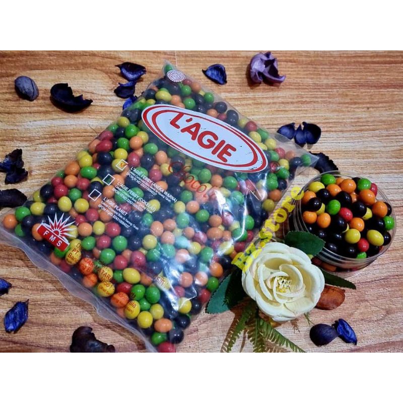 

coklat lagie Febby/coklat lagie ChaCha peanut lagie warna warni isi kacang 1kg