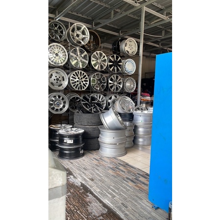 Jual beli Veleg Mobil Avanza Xenia Alpard Brio Aila Inova Bekas baru tukar tambah original