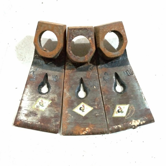 Kapak Petel Rimbas Kayu Cap Ayam Cock Brand 095