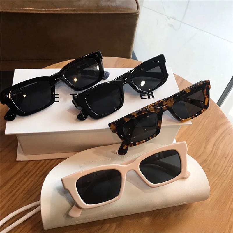 Lady Gentle Kacamata Hitam Wanita Retro Cats Eye Eyewear Sunnies UV Melindungi Luar Ruangan Nuansa Bingkai Kecil Square Liar Eyewear