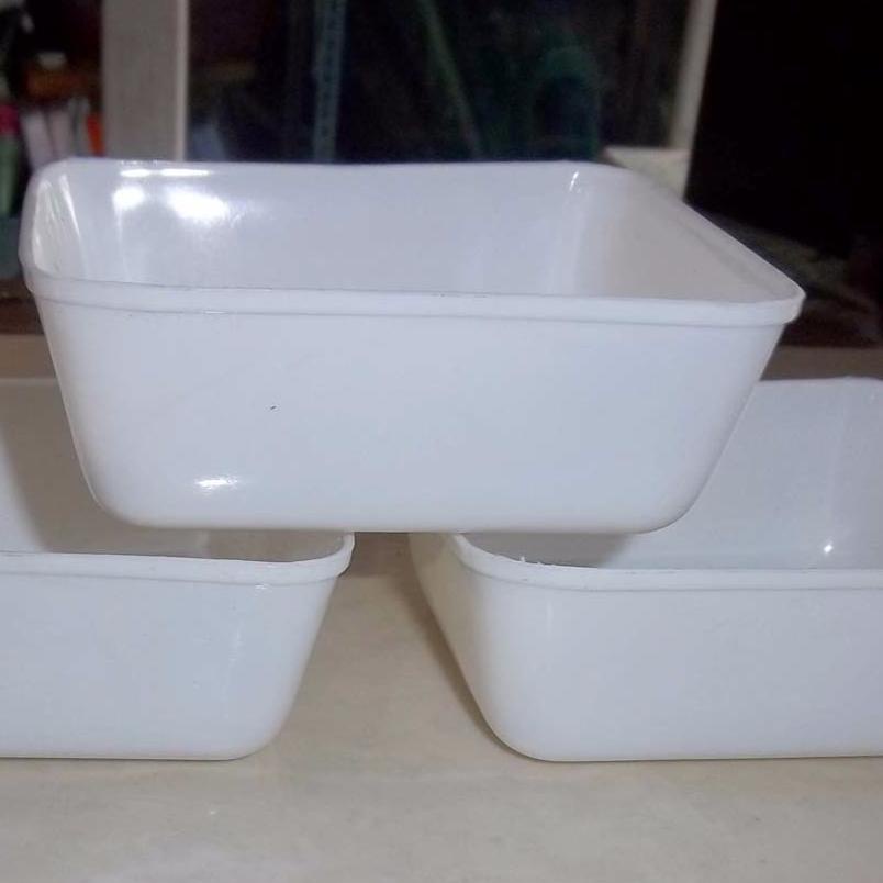 

Obral Belanja 12 pcs (1 lusin) Tempat Kancing 11 cm