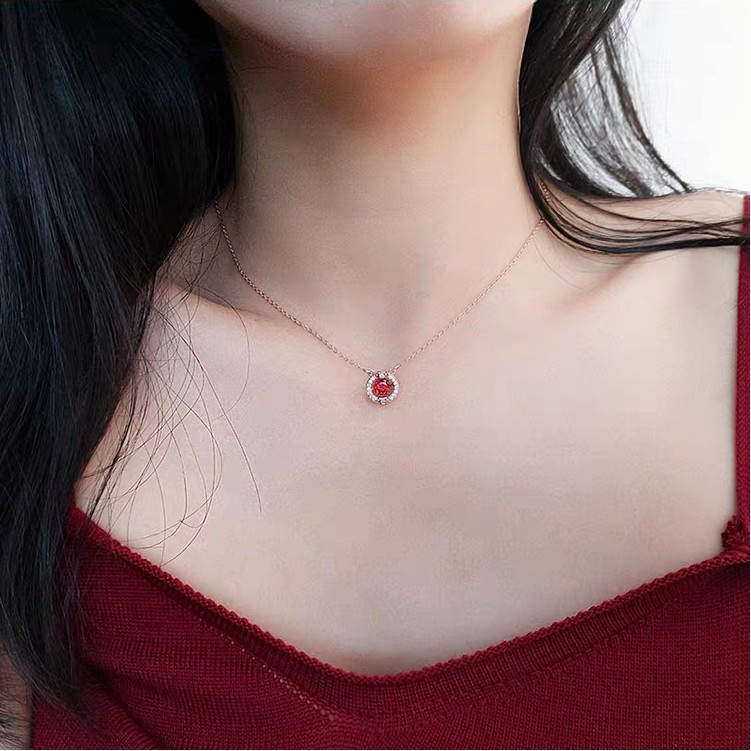 Kalung Pendek Model Hollow Aksen Berlian | Kalung Rantai Dengan Liontin Zircon Untuk Wanita | Kalung Anti Air / Alergi Untuk Wanita