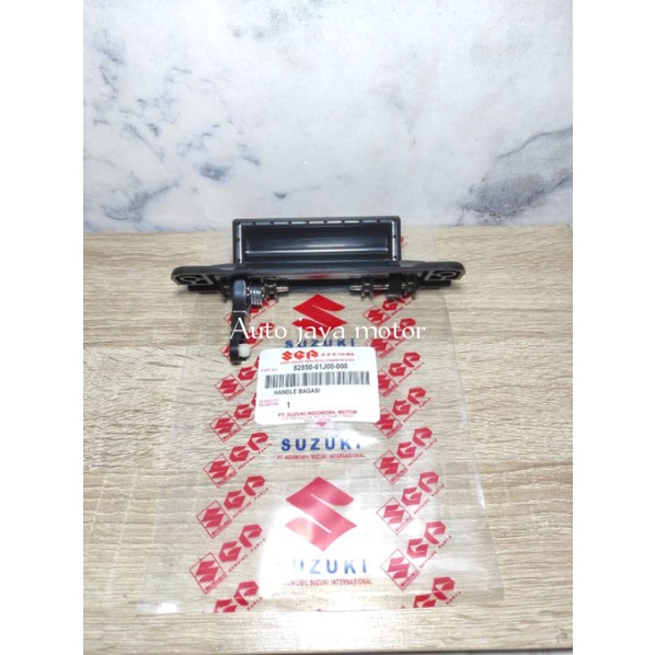 Handle Bagasi Pintu Belakang Suzuki APV Original