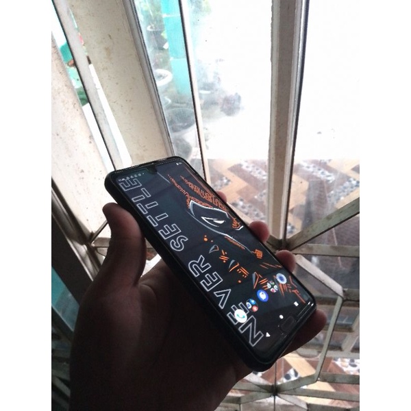 Sharp Aquos r3 AU Second Bekas