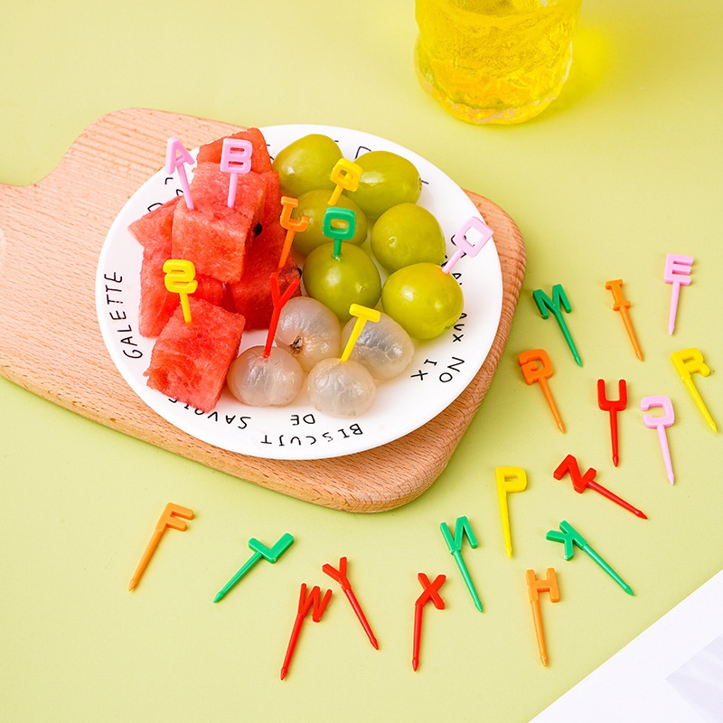 1set Garpu Buah 26huruf Lucu/Bento Hias Mini Creative Food Forks/Fruit Dessert Decorative Stick Pesta Ulang Tahun Anak Bento Box Aksesoris