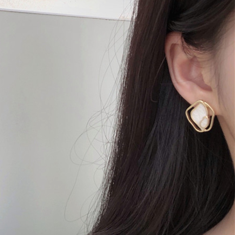 Korea Fashion Shell Asetat Geometris Tidak Teratur Enamel Stud Anting Untuk Wanita Perhiasan Trendi Anting Asimetris Tidak Biasa