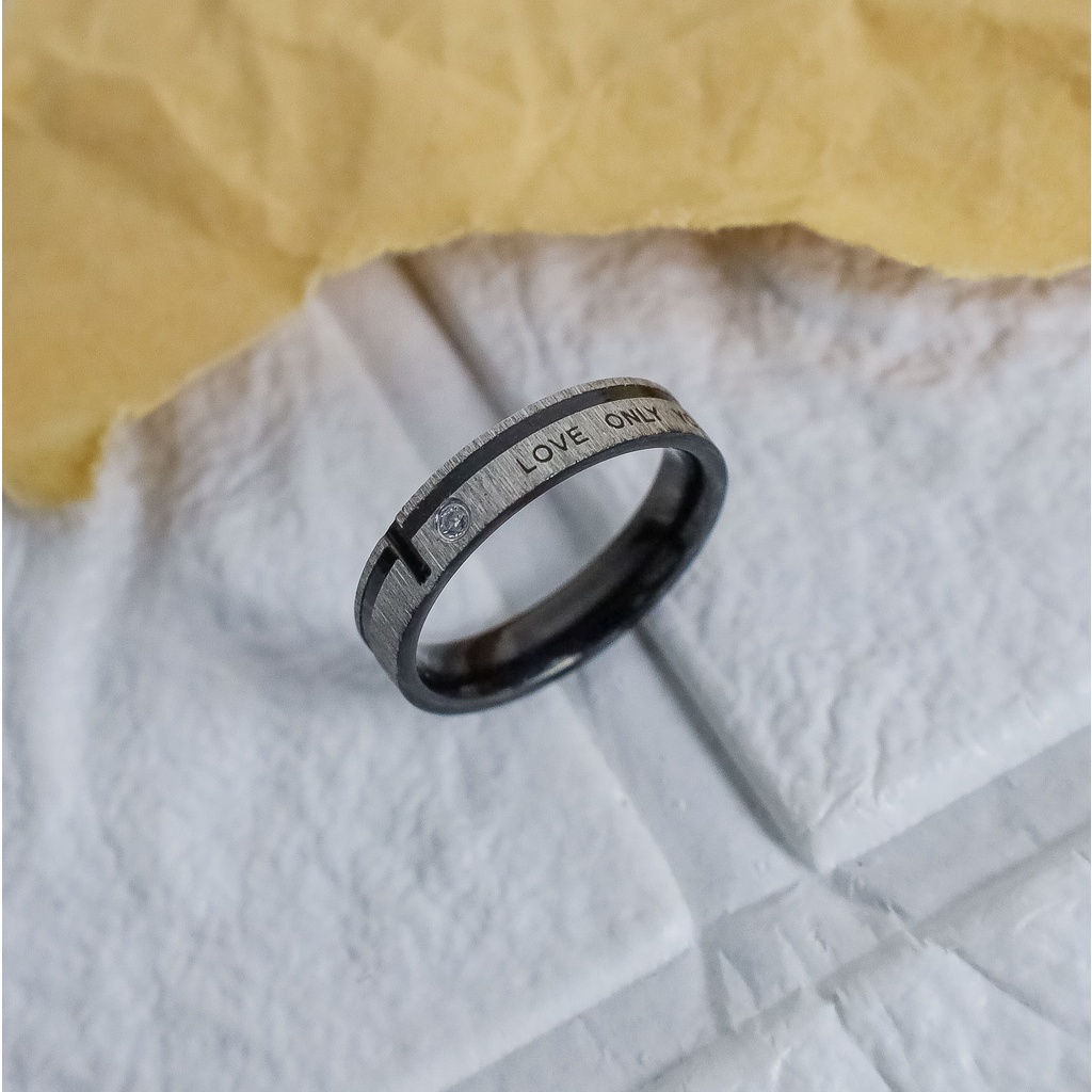 Cincin couple wedding tunangan Titanium Stainless Steel 316L anti karat harga grosir bisa bayar di tempat gratus kotak cincin love