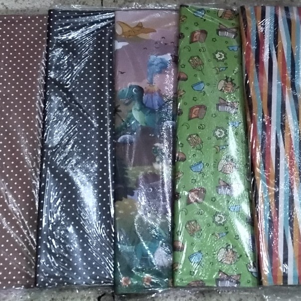 

$+$+$+$+] Kertas kado GR
