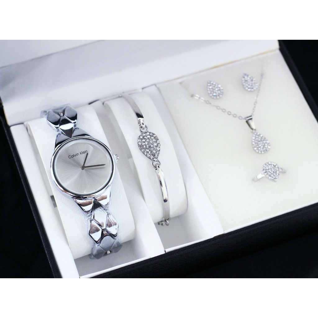 Jam Tangan Wanita Fashion W3702K Tali Rantai Free Aksesoris Box &amp; Baterai Cadangan