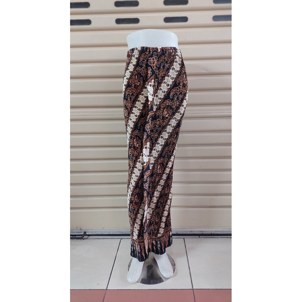 Rok Plisket Batik | Rok Plisket Wiron | Rok Parang | Rok Batik Parang | Rok Plisket Wiron Depan | Ro