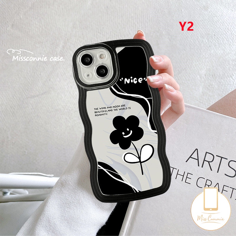 Casing OPPO A17 A15 A78 A16 A55 A54 A96 A95 A5 A9 A16s A74 A52 A5s A7 A12 A57 A77 A17K A3s A77s A76 A1k A53 A16K Reno 8T 8Z 7 8 7Z 6hitam Retro Bunga Kupu Tepi Bergelombang Sarung