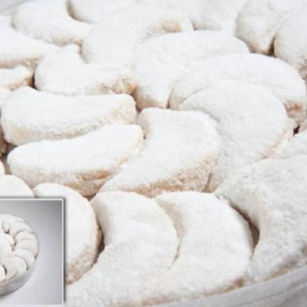 

F78 Putri salju kue kering untuk lebaran BELANJA MURMER ,,,,