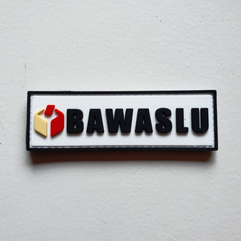 patch rubber logo tulisan bawaslu dasar putih / badan pengawas pemilihan umum / pemilu / tempelan emblem karet velcro