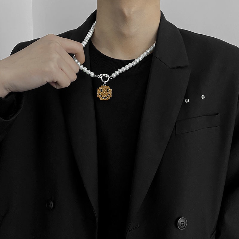 Kepribadian Smiley Face Liontin Kalung Mutiara Hipster Keren Jepang Dan Korea Jalan Hip Hop Sederhana Ratus Yang Cocok Aksesoris