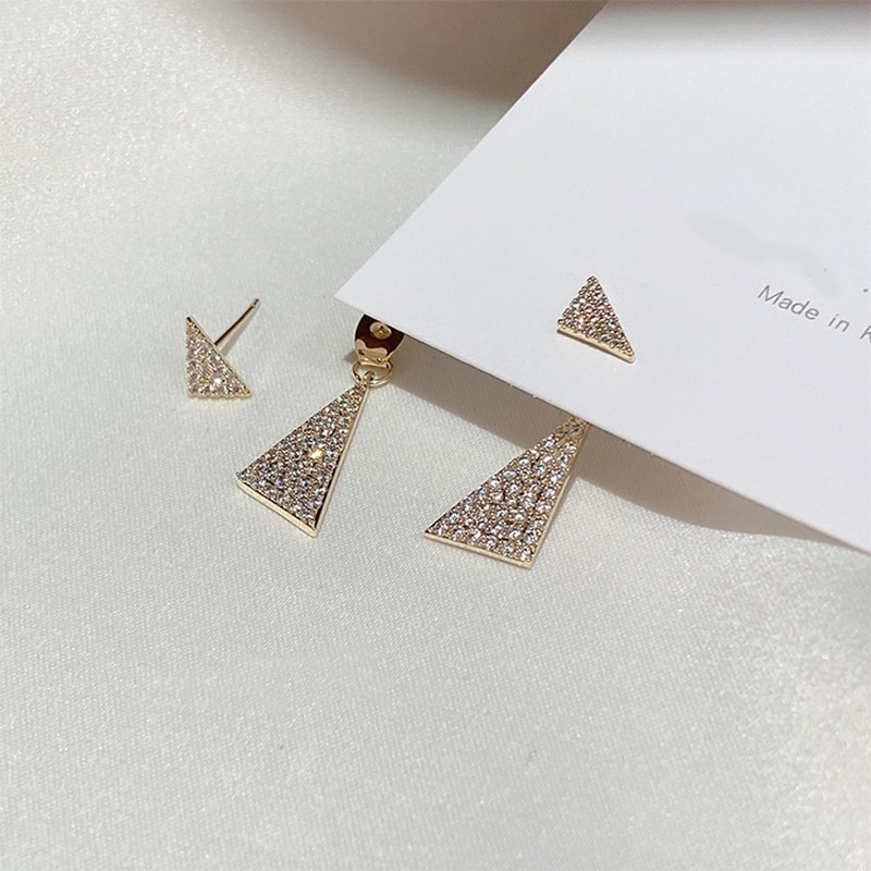 Anting Tusuk Silver Desain Segitiga Hias Berlian Gaya Korea