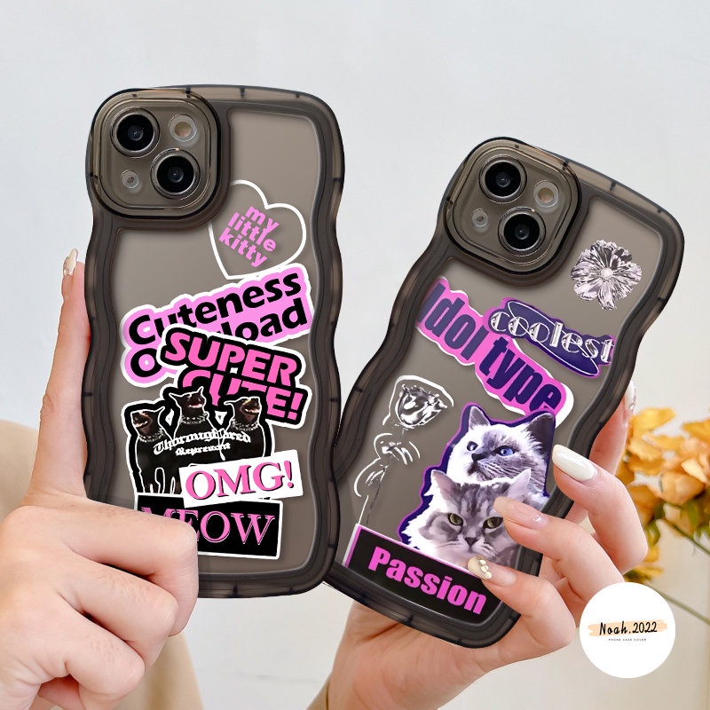 Trendy Brand Case OPPO A17K A77 A77s A54 A74 A16s A12 A16K A95 A57 A5 A9 A76 A52 A15 A16 A17 A3s A55 A96 Reno 8 7 6 8Z 7Z A1k A53 A5s A7 Wavy Edge Sticker Label Kucing Keren Sarung Soft Case