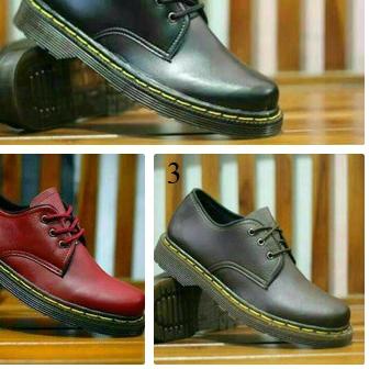 ♦ SEPATU DOCMART DR. MARTENS DR MARTENS LOW BOOTS CASUAL PRIA ➳