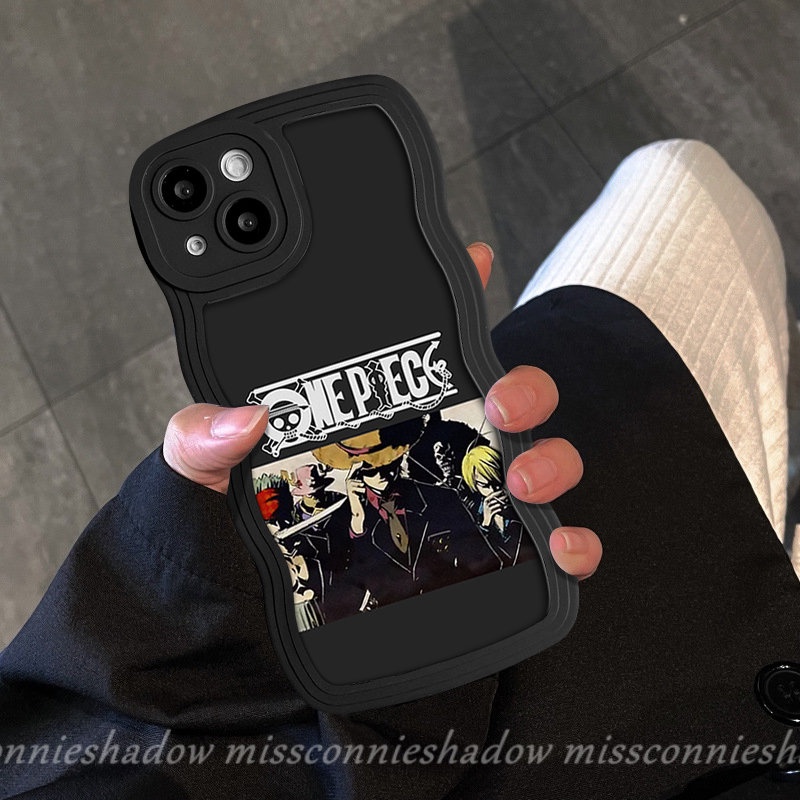 IPHONE Casing Ponsel Anime One Piece Merek Trendi Kompatibel Untuk Iphone11 Pro Max XR 78 Plus X XS Max 13 11 12 14 Pro Max 14 6s 6 Plus SE 2020 Kartun Luffy Lembut Tpu Hitam Bergelombang Penutup Tepi