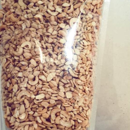 

♩ Mede pecahan sangrai 1 kg ♙