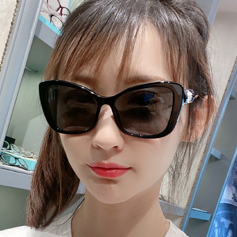 (YUZHU) Korea Fashion Mutiara Kacamata Hitam Vintage Fashion Oversized Frame Casual Kerai Sunglasses Untuk Wanita