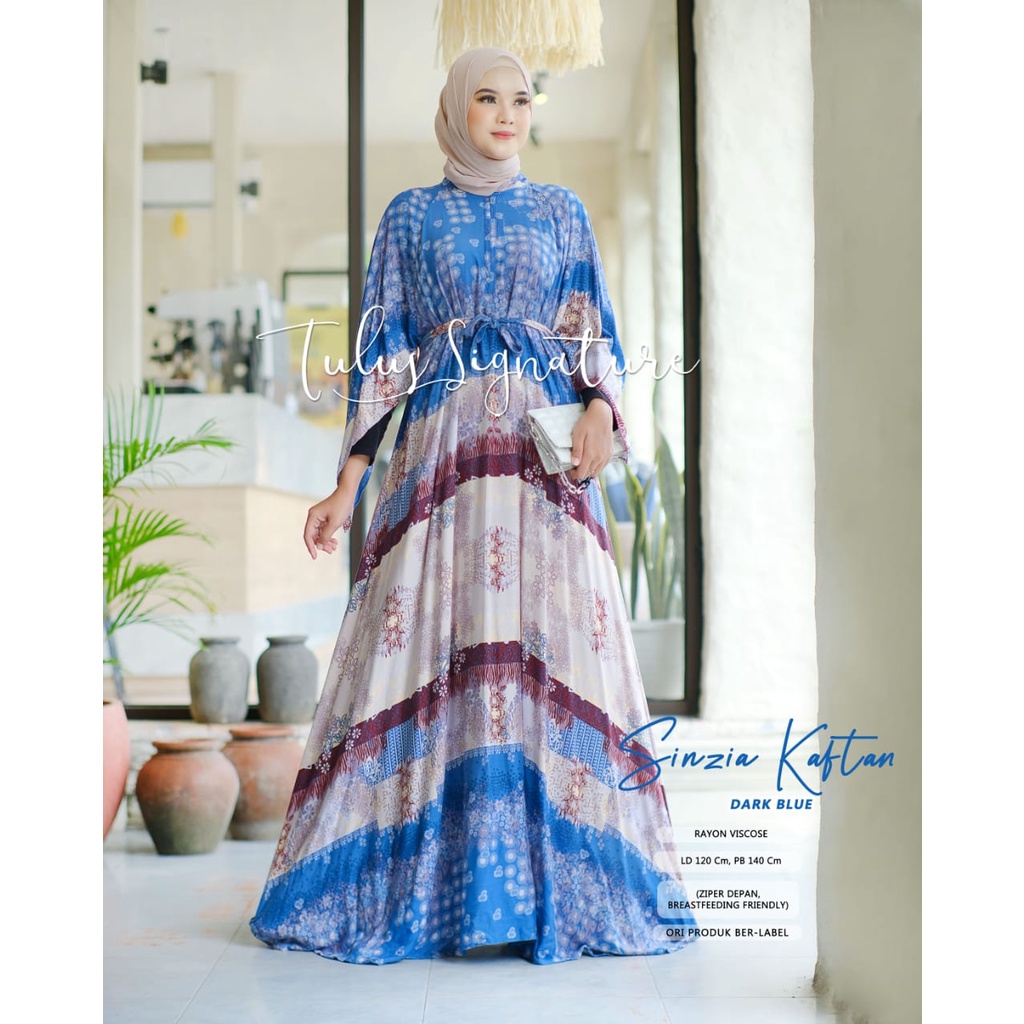 Sinzia Dress by Tulus Signature