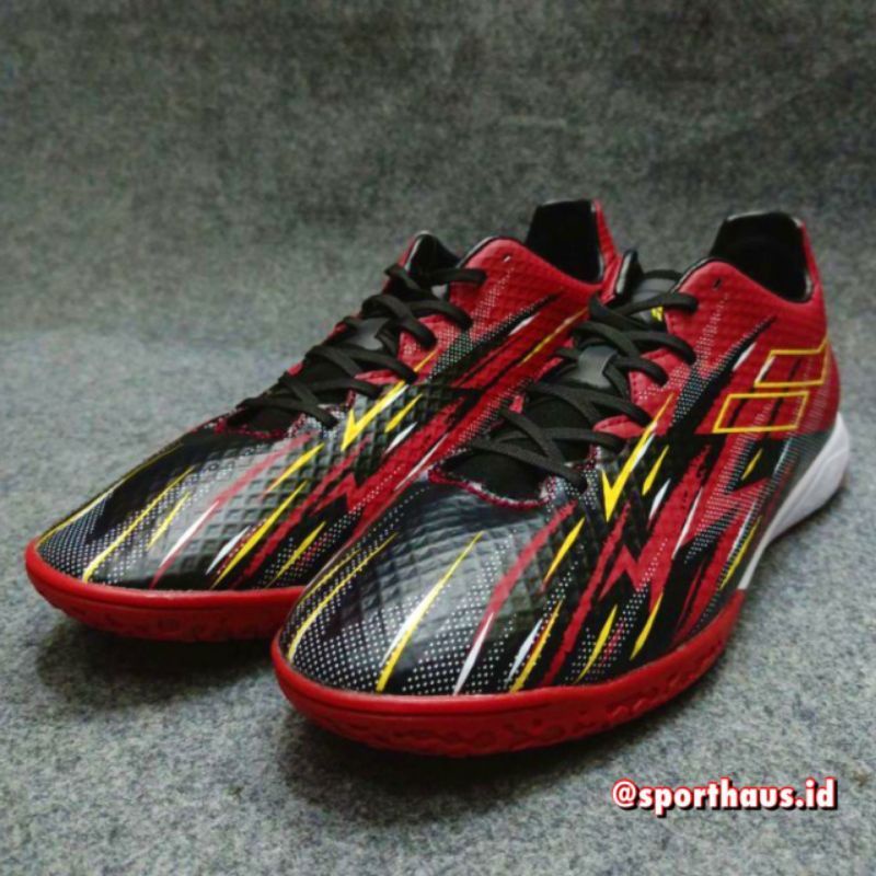 Sepatu Futsal XYCLOPS BLAST IN Original Mills 100% / Sepatu Sepak Bola Mills XYCLOPS BLAST FG / Sepatu Futsal Pria / Sepatu Sepakbola Pria / Sepatu Olahraga Pria / Sport Collection Jakarta