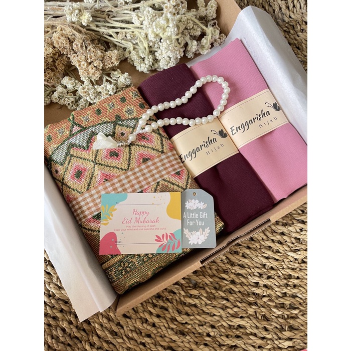 

Hampers Sajadah jilbab Idul Fitri jilbab bingkisan lebaran