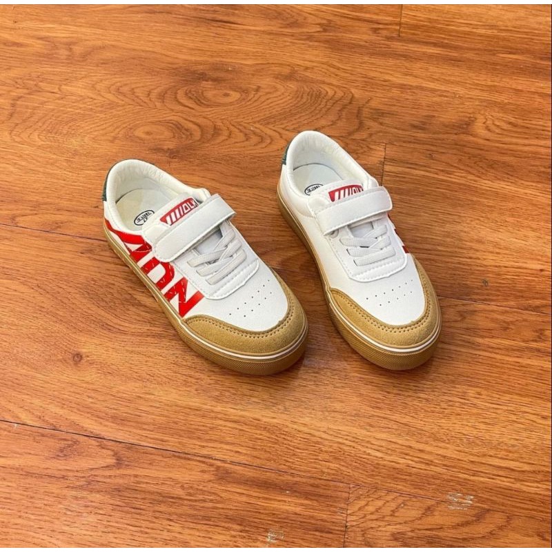 sneakers anak unisex