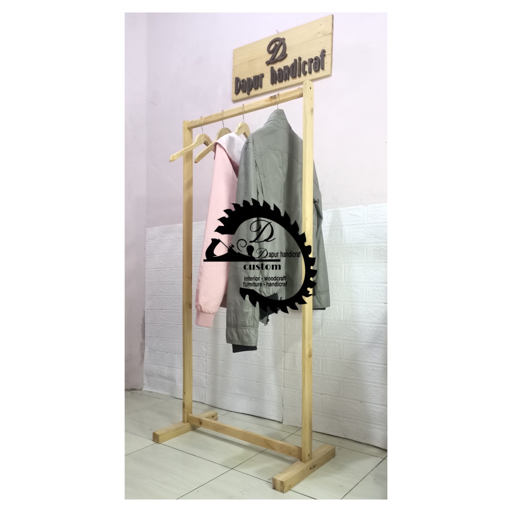 STAND HANGER KAYU PERNIS MINIMALIS / GANTUNGAN BAJU MINIMALIS / LEADER HANGER KAYU