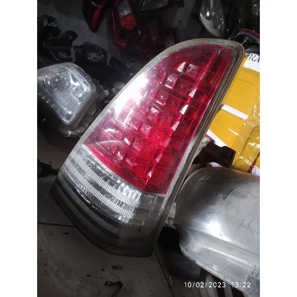 Stoplamp Innova 2010