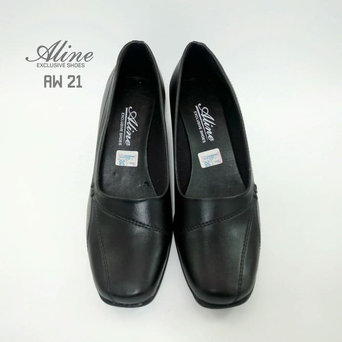 Aline Sepatu Pantofel Wanita Hak 5 Cm Pump Big / Chunky Heels Hitam Formal Guru Kantor Kerja AW21