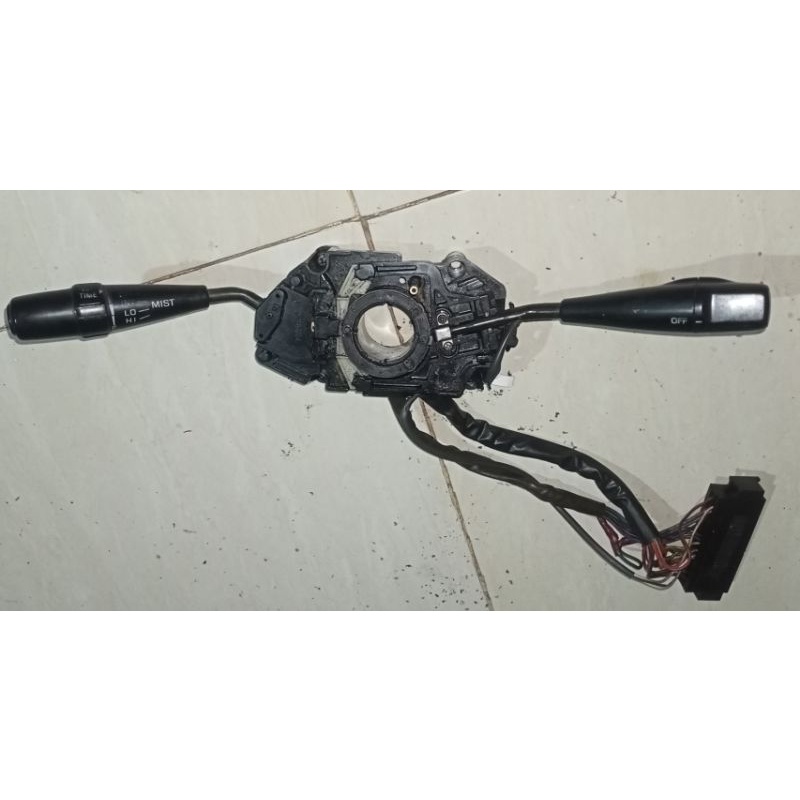 saklar lampu/kombinasi toyota corona st171