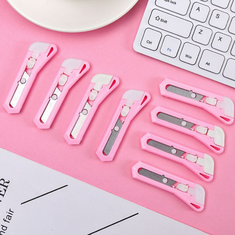 Cutter Mini Pink Pemotong Kertas Serbaguna