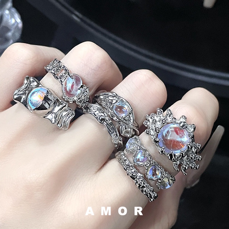 Set Cincin Batu Moonlight Cincin Adjustable Desain Niche Rantai Cinta Permata Kepribadian Wanita