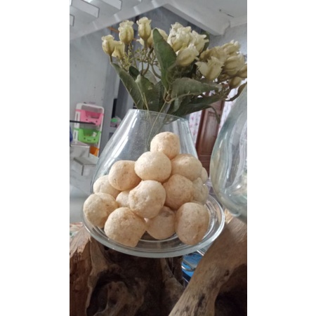 

krupuk baso ikan laut Rp 15000