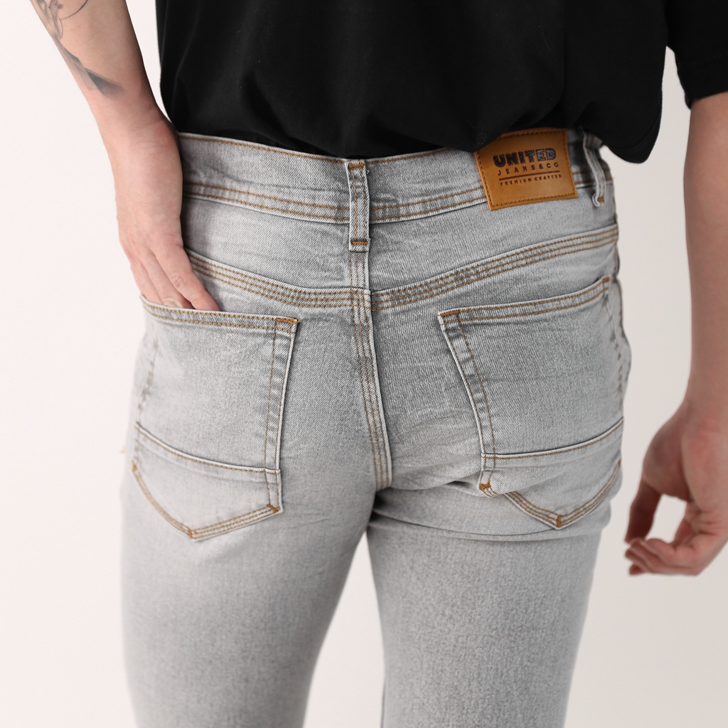 UNITEDJEANS - Celana Slim Fit Jeans Pria Bahan Soft Stretch Denim - Snow Grey - (UJ-34)